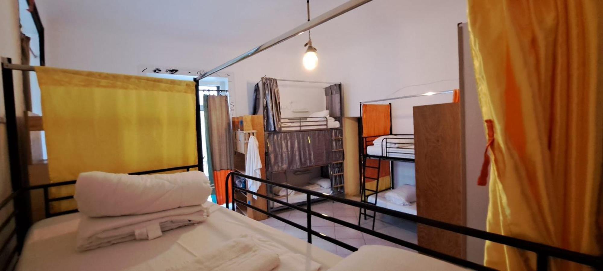 Ostello Exclusive Dependance Palermo Bagian luar foto