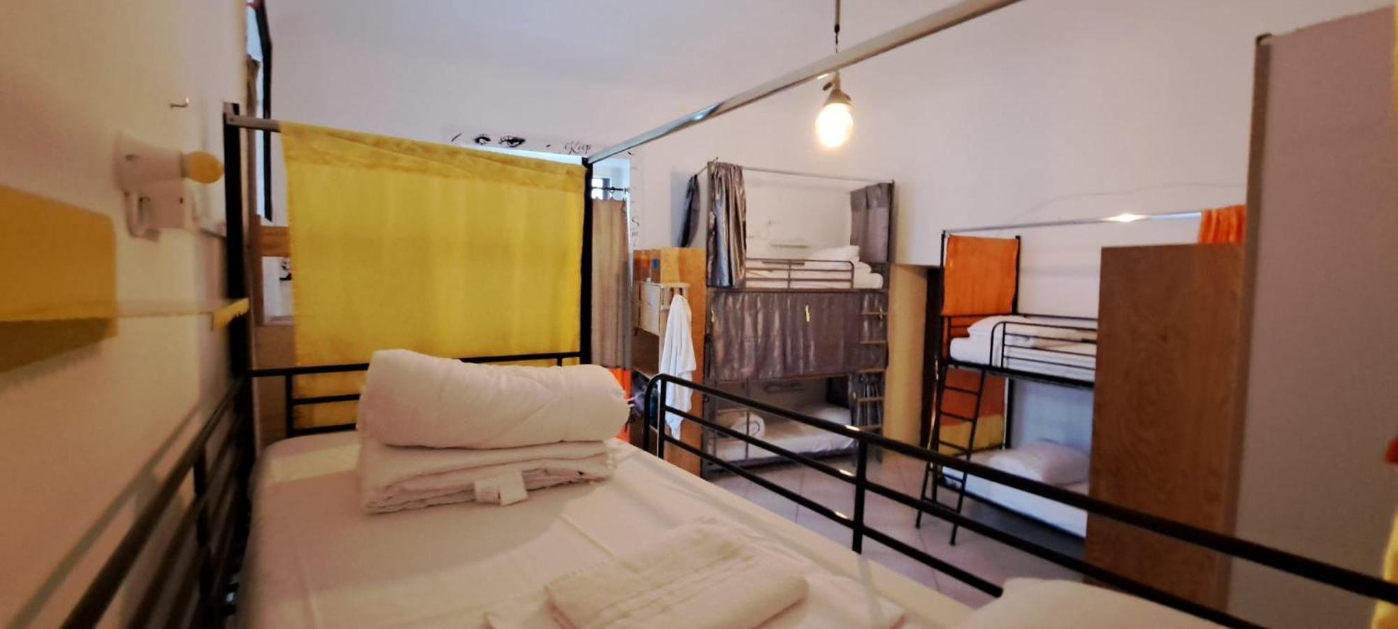 Ostello Exclusive Dependance Palermo Bagian luar foto