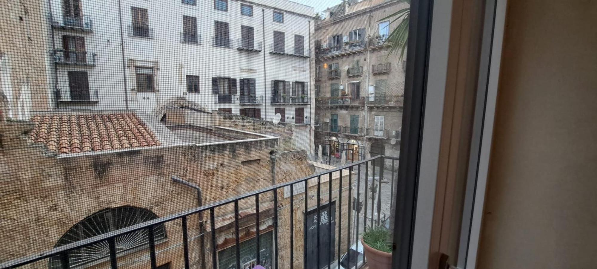 Ostello Exclusive Dependance Palermo Bagian luar foto